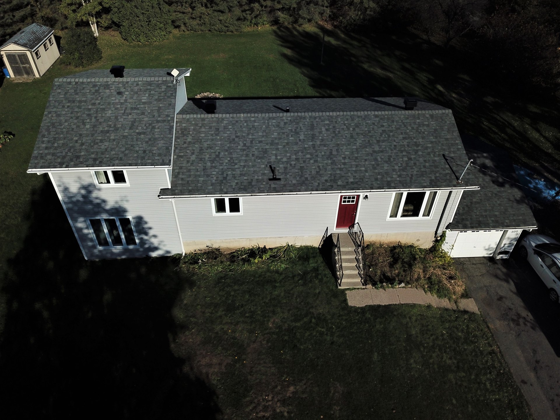 Estate Gray asphalt shingle roof from the original Rob's Quality Roofing gallery — project 11