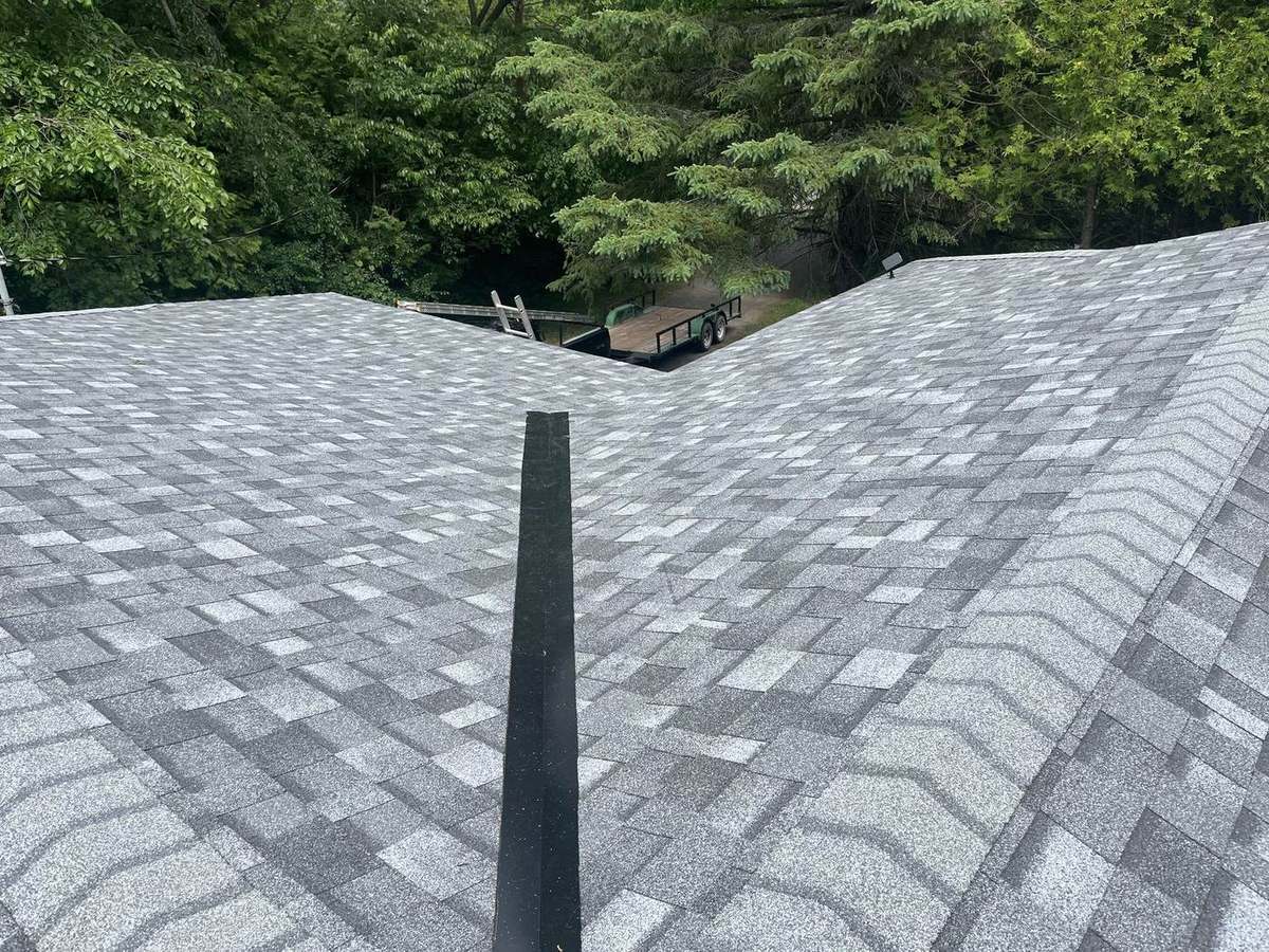 Slatestone Gray asphalt shingle roof installed by Rob's Quality Roofing in the Ottawa region — project 2